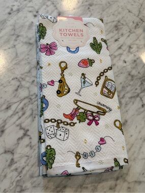 Envogue White Kitchen Towel with Colorful Charm Motif